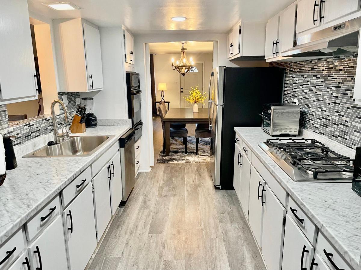 Glendora Pool Home Retreat エクステリア 写真
