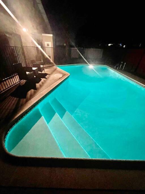 Glendora Pool Home Retreat エクステリア 写真